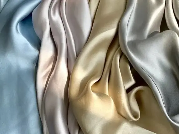 অ্যাসিটেট ফ্যাব্রিকটি ঠিক কী যা ঝড়ের দ্বারা ইন্টারনেট গ্রহণ করছে?